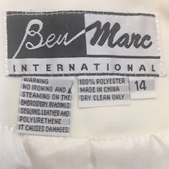 Beautiful 3 Piece Women's Ben Marc Suit - Picture 7 of 8